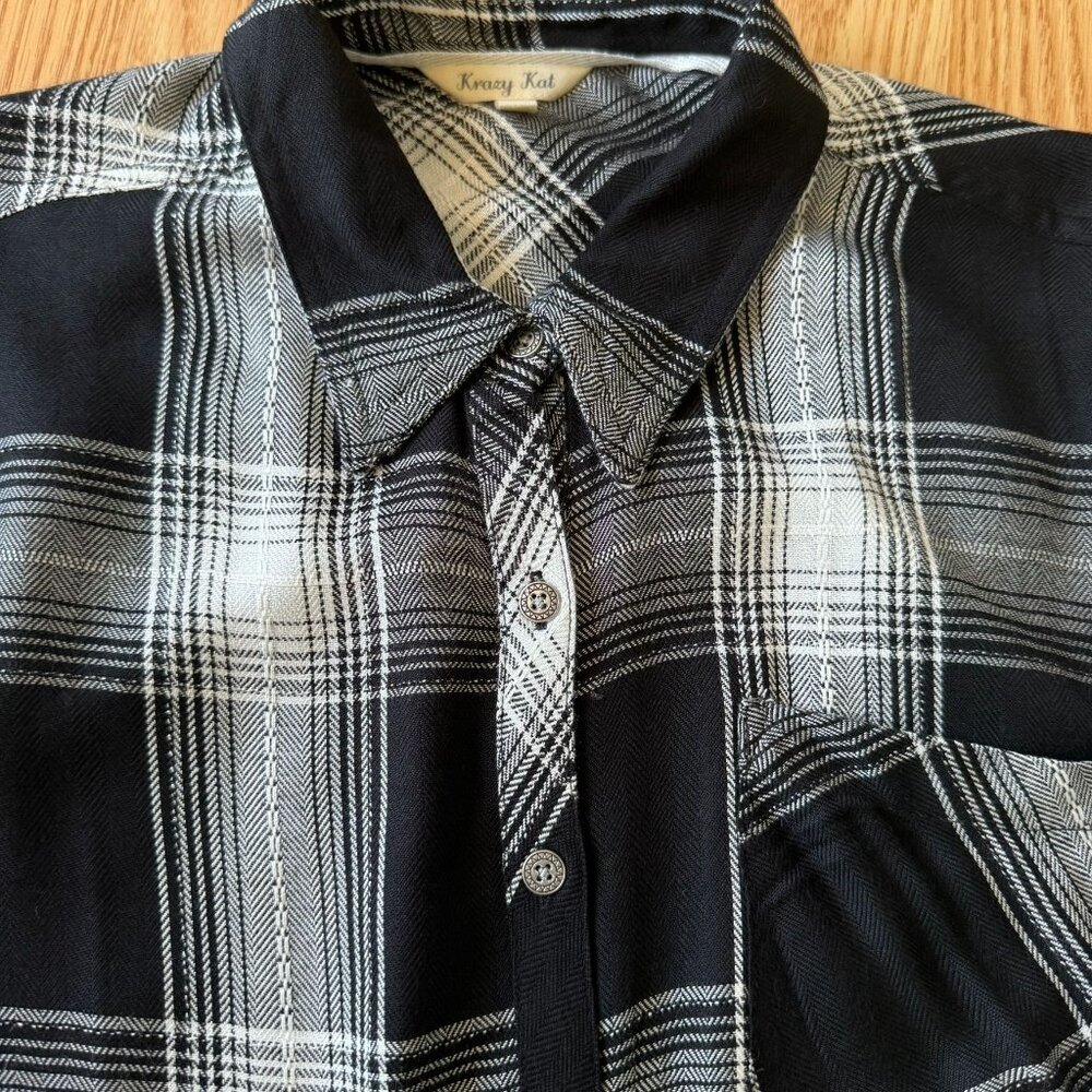 Krazy Kat Womens Black/White Plaid Button-Up Shirt Size 1X Long Sleeve Collar - Picture 5 of 12